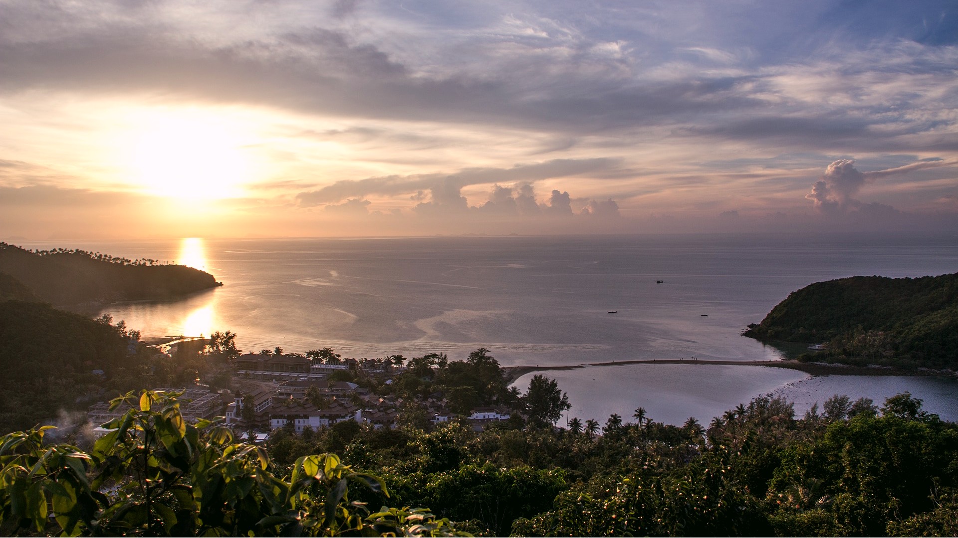 Von Bangkok nach Koh Phangan Anreise per Flug / Zug / Bus + Fähre